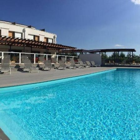 104 Douce Provence Au Calme Face A La Piscine Apartment Eguilles Ngoại thất bức ảnh
